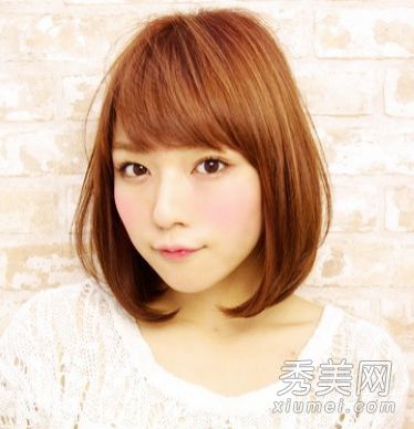 秋季最新甜美的女学生发型