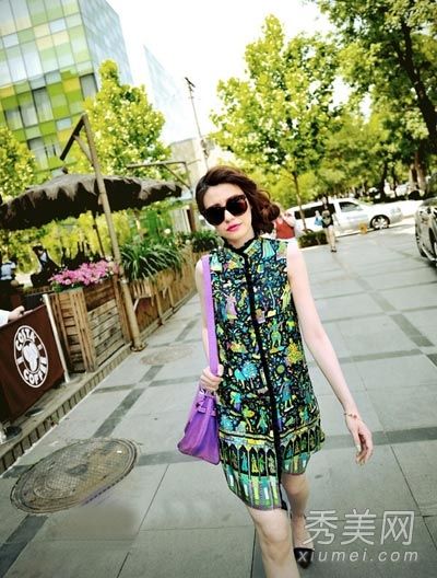 欧美风格强力进攻，时尚组合和性感女孩足够个性的搭配