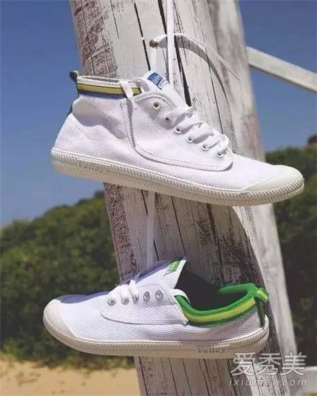 如何去除白色鞋子上的污渍