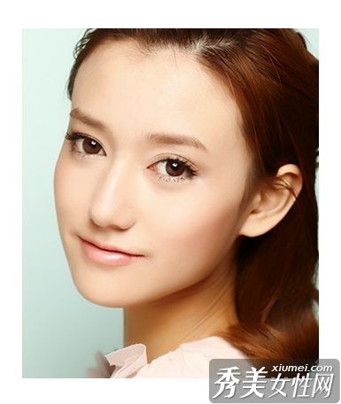 爱护睫毛,打造闪亮的电眼。