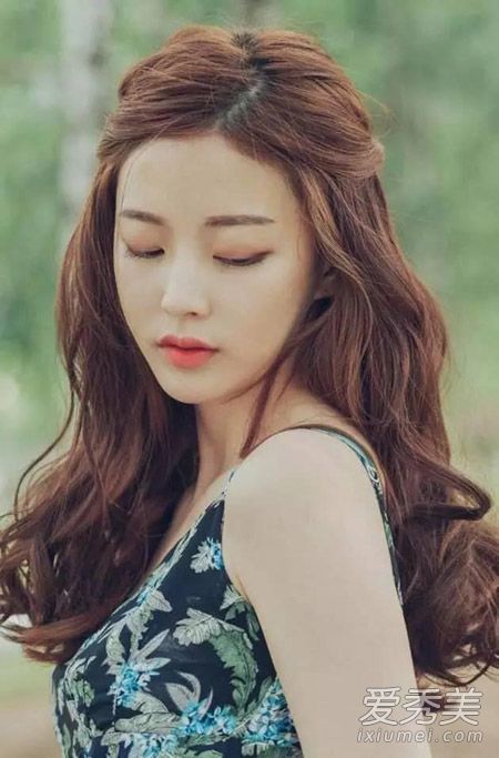 你想在热天戴马尾吗?4种装订方法,节省你大量的头发。