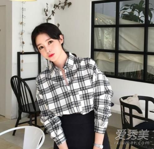 基本模型也可以创造一种时尚感!春季必备衬衫搭配