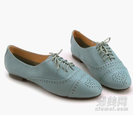 复古单鞋甚至看起来甜美漂亮