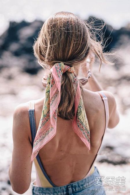 热卖圈夏季丝巾发廊学会了翻网变红!