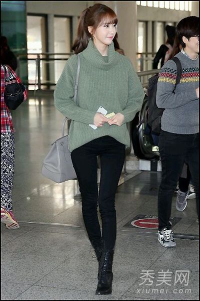 向林尹一学穿龟脖子鲜韩饭儿