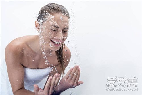 敏感皮肤的特点如何护理敏感皮肤