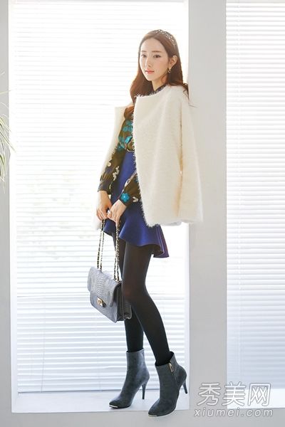 冬季时尚短裙或裤袜短裤应扔掉。