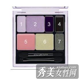 圣诞最出色的化妆师指导你玩眼部彩妆