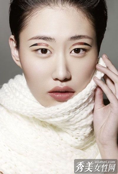 化妆品服饰的完美结合