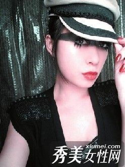 化妆才艺展示:四色圣诞策划化妆