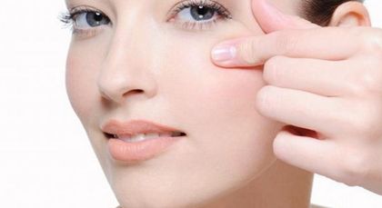 怎么样才能去除眼角细纹用什么眼霜去除眼角细纹