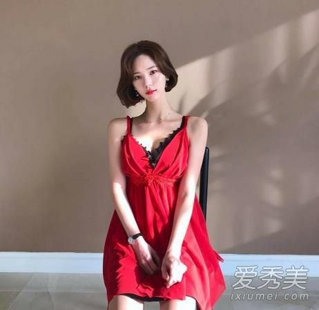 夏天的短发是编的还是扎的?短发的趋势在这里!