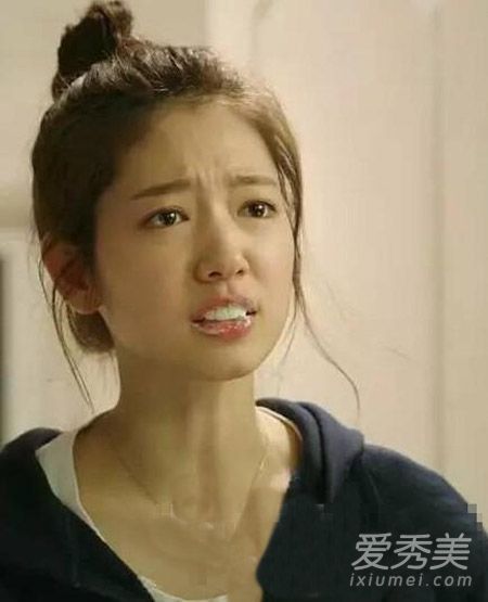 梳一朵花玉米头美美冬季3款不同发型教程