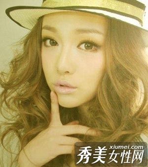 2010年秋冬,浪漫的长卷发主宰世界