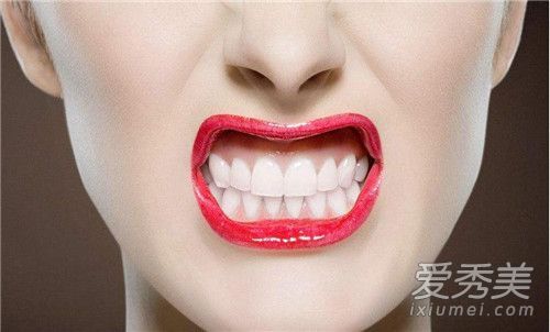 薄嘴唇适合口红彩色图片介绍