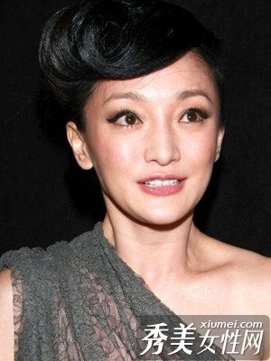 女演员美容化妆:小一号的三维化妆技巧