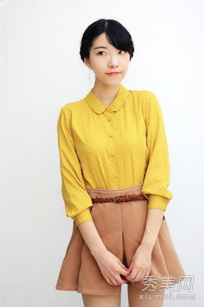 夏末,你可以选择10件不同款式的衬衫。