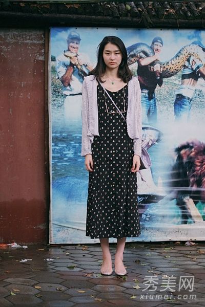 这是初秋和凉爽天气穿衣服的最佳方式。