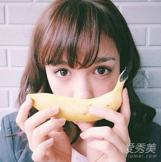 刘海看起来怎么样？大脸妹妹教你6种处理尴尬刘海的方法。