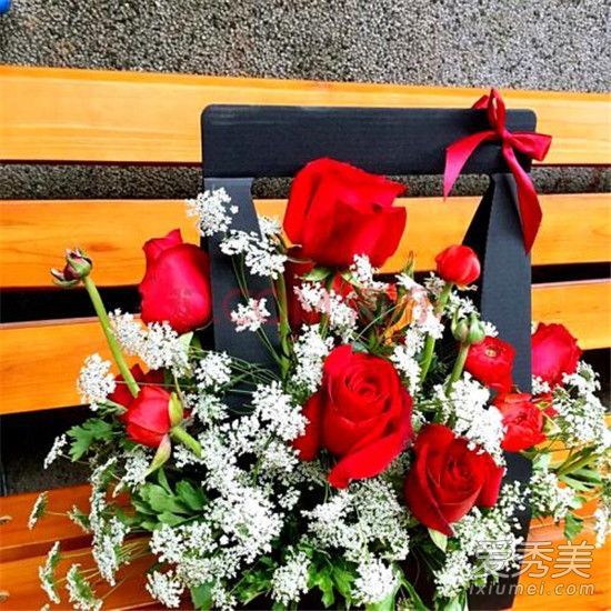 她肯定会喜欢这个给女孩节日的小创意礼物。