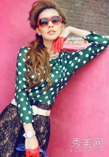 秀脸小太阳眼镜风格轻松修复巴掌小脸