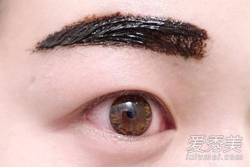 眉胶是用来做什么的?