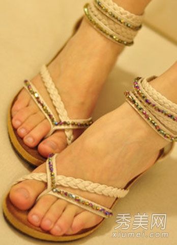 2012新款凉鞋击败时尚百搭超实用