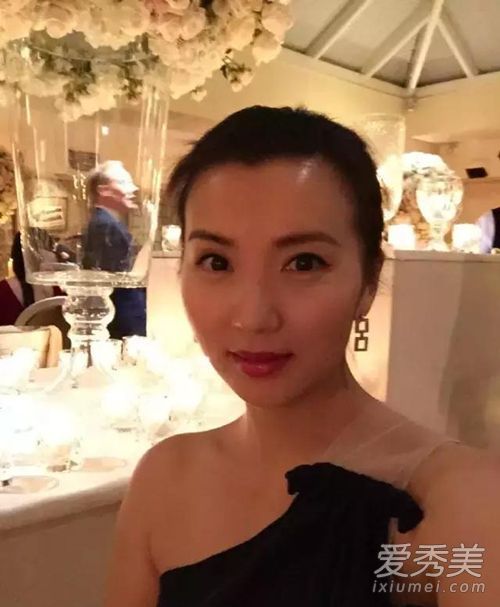 数百万粉丝无法忍受陈豪皮肤粗糙、颜色值下降的岁月。