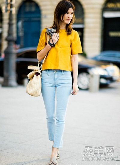 初秋必备裤腰臀穿出