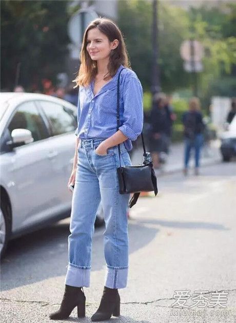 谁说蓝色和白色条纹就像病号服?