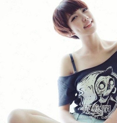 最适合胖圆脸女孩的短发时尚可爱小清新