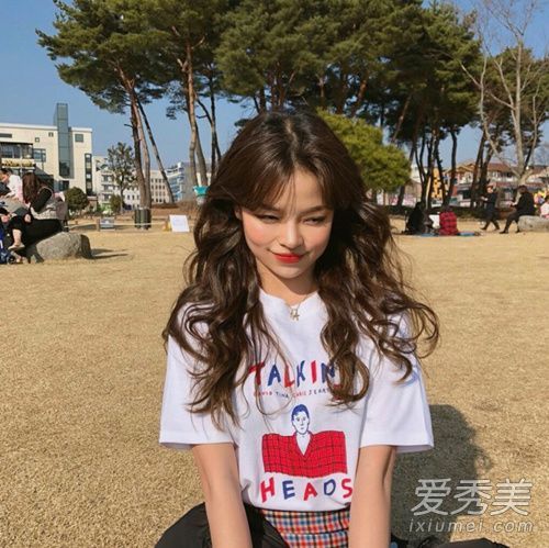 2018年最热的中长发照片是前13名。