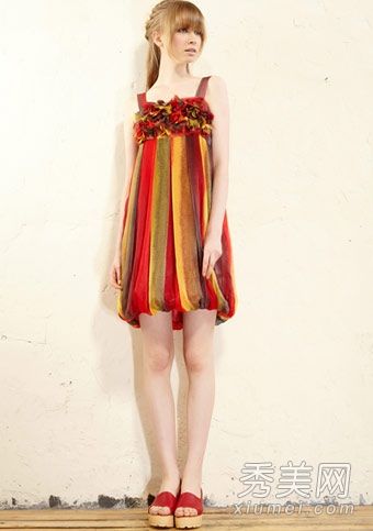 淘宝热卖女式时尚百搭和紧身