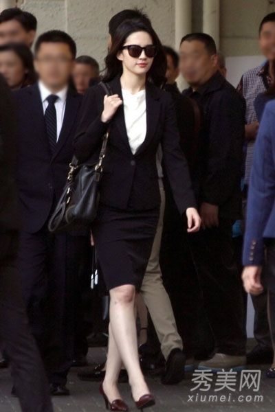 向刘亦菲的小Xi学习组装裙子和干练的OL风格