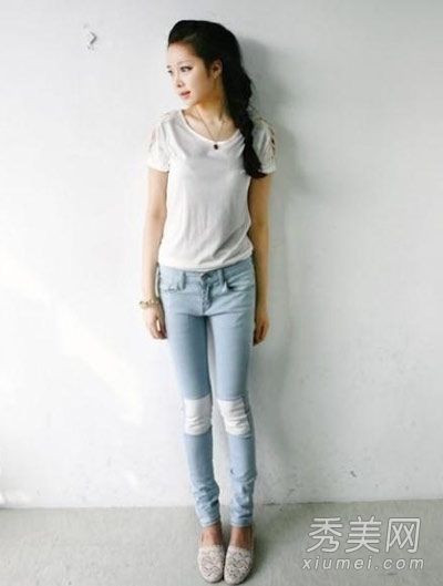 羊毛衫、背心、小外套，初秋雨天穿的。