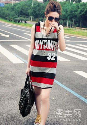 清新休闲背心裙时尚前卫秀品味