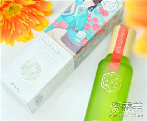 什么年龄和皮肤质量的水适合羚羊的三朵花的皮肤觉醒?