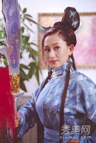 看看古代服装电影中明星令人震惊的发型