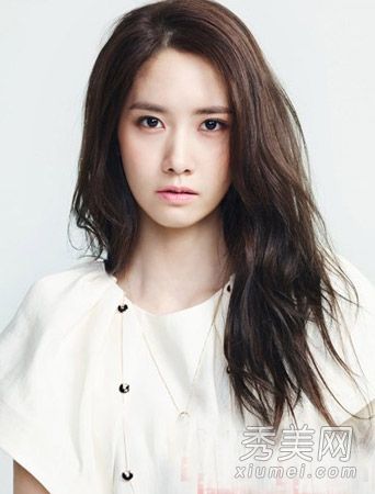 小胖女演员林允儿展示长发和瘦脸的秘密