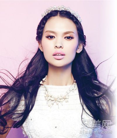 5个不同风格的美丽新娘发型制作教程