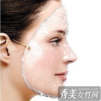 洗澡时戴口罩对吗?