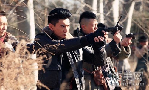 “第四大师”变成“雷霆大师”吴奇隆的飞头怒