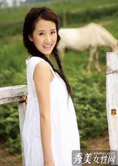 是漂亮女人冬天外出的必备用品。