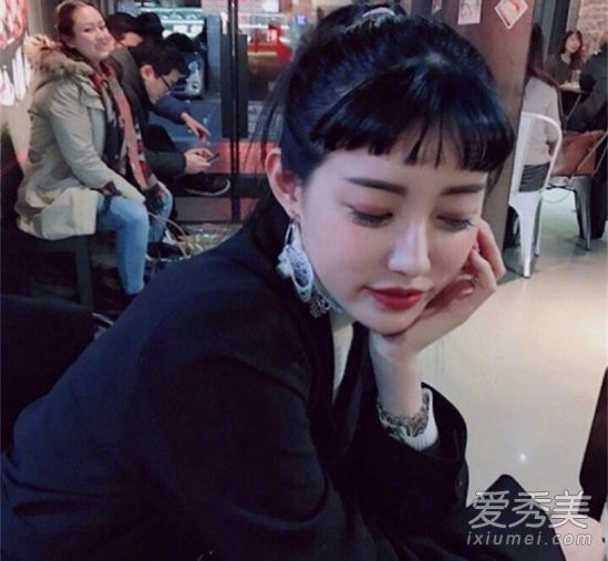 二维刘海短发二维刘海适合什么脸型