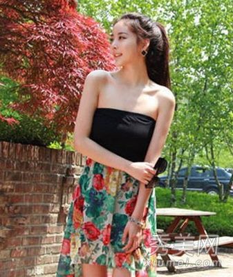 道晖芝展示新的韩国女孩发型迷人