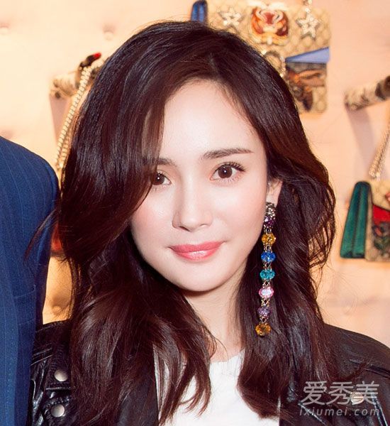 杨蜜的发型又变了!留长发的糯米妈妈更漂亮。