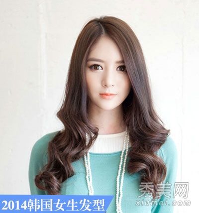 2014年,韩国女孩的17种长发型是最受欢迎的。