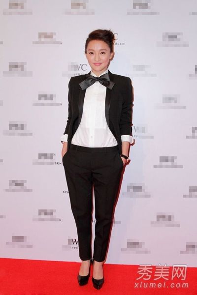 学习周迅和舒淇的西服、连衣裙、西裤和干练