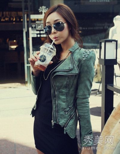 2012年秋季时尚机车皮衣热卖