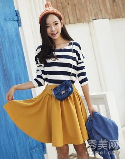 韩凡搭配的秋装搭配画面很新鲜。